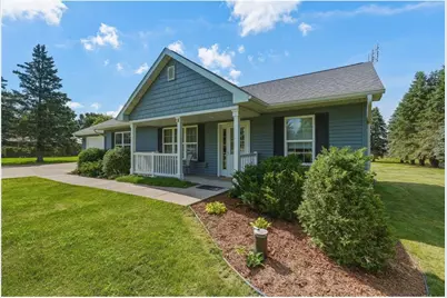 1423 County Road Gg, Richmond, WI 54017 - Photo 2