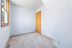 979 Victoria St, Saint Paul, MN 55103 - Photo 18
