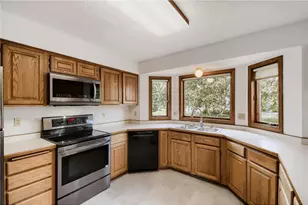 9270 Cornell Rd, Saint Paul, MN 55125 - Photo 12
