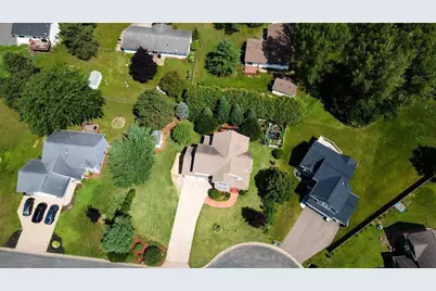 1015 Prairie Circle, Menomonie, WI 54751 - Photo 8