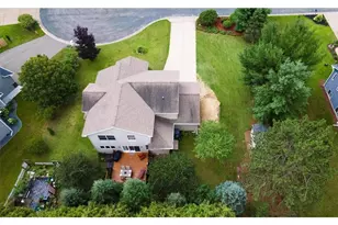 1015 Prairie Cir, Menomonie, WI 54751 - Photo 4