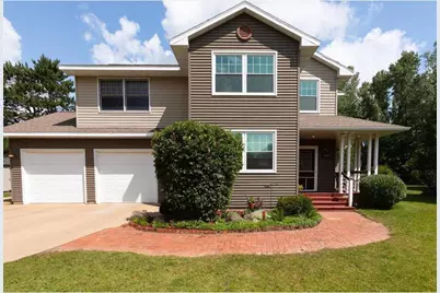 1015 Prairie Circle, Menomonie, WI 54751 - Photo 12
