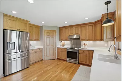 148 Medinah Circle, Lake City, MN 55041 - Photo 8