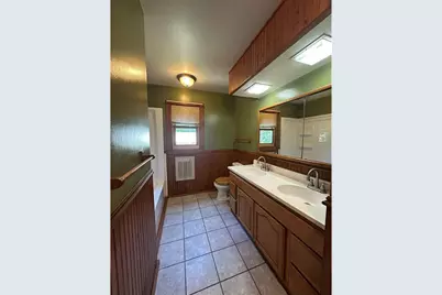 E910 Cedar Road, Eau Claire, WI 54701 - Photo 16