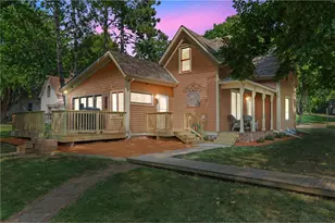 1221 10th St, Menomonie, WI 54751 - Photo 2