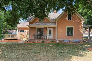 1221 10th St, Menomonie, WI 54751 - Photo 24