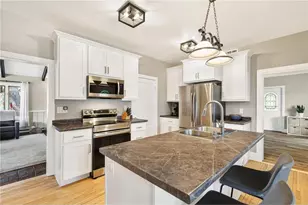 1221 10th St, Menomonie, WI 54751 - Photo 12