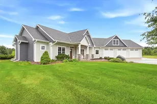 984 152nd Ave, New Richmond, WI 54017 - Photo 1