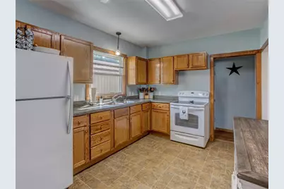 306 E Washington Street, Durand, WI 54736 - Photo 4