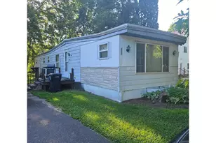 429 S Scott St, Elmwood, WI 54740 - Photo 2