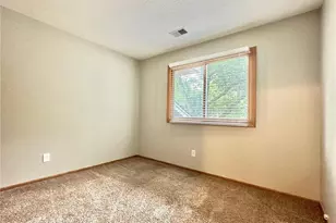 18462 Creeks Bend Dr, Minnetonka, MN 55345 - Photo 20
