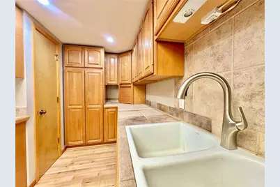 18462 Creeks Bend Drive, Minnetonka, MN 55345 - Photo 12