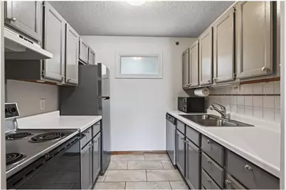 2150 Ridge Drive #36, Minneapolis, MN 55416 - Photo 8