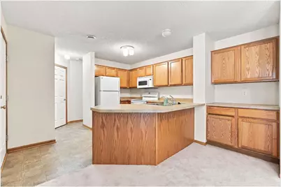 3560 Sterling Heights Drive #B, River Falls, WI 54022 - Photo 8
