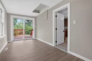 619 Locust St, Hudson, WI 54016 - Photo 10