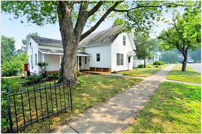 619 Locust Street, Hudson, WI 54016 - Photo 2