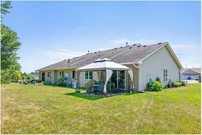 305 Wildwood Circle, Roberts, WI 54023 - Photo 24