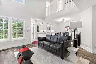 1518 Hunter Hill Rd, Hudson, WI 54016 - Photo 10