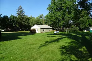 315 Cedar St, Pepin, WI 54759 - Photo 6