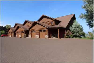 2729 Lake Shore Drive #4, Ashland, WI 54806 - Photo 2