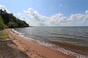 2729 Lake Shore Dr, Ashland, WI 54806 - Photo 4