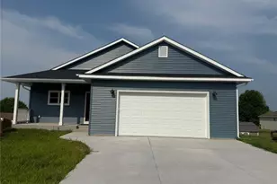 206 Blackhawk Dr, Woodville, WI 54028 - Photo 10