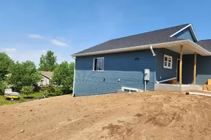 206 Blackhawk Dr, Woodville, WI 54028 - Photo 6