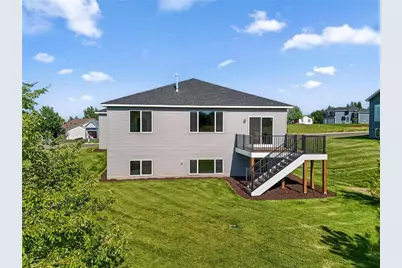 1125 Legacy Parkway, New Richmond, WI 54017 - Photo 6