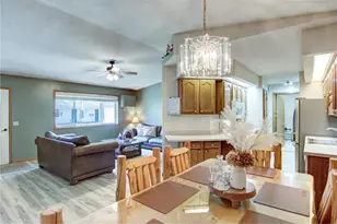 2904 Schabacker Ct, Menomonie, WI 54751 - Photo 10