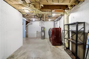 2103 Marquis Rd, Minneapolis, MN 55427 - Photo 32