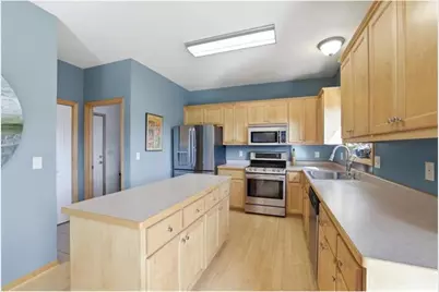 1615 Rolling Hills Lane, River Falls, WI 54022 - Photo 10