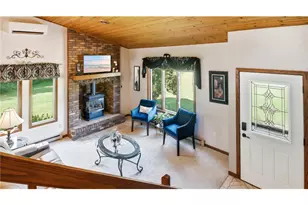 2416 Aurora Cir, Menomonie, WI 54751 - Photo 8