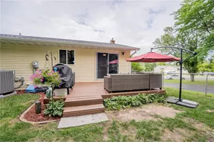 1127 5th St, Altoona, WI 54720 - Photo 32