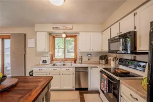 1127 5th St, Altoona, WI 54720 - Photo 10
