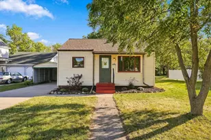 124 W 6th St, New Richmond, WI 54017 - Photo 2