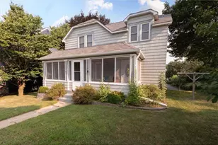 116 Pine St, Glenwood City, WI 54013 - Photo 2