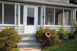 116 Pine St, Glenwood City, WI 54013 - Photo 4