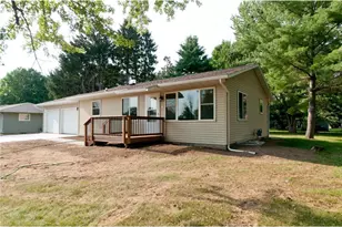 417 Spruce Ave, Cameron, WI 54822 - Photo 6