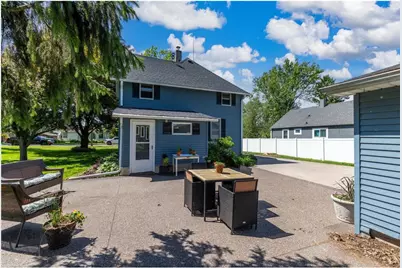 210 W Summit Avenue, Ellsworth, WI 54011 - Photo 6