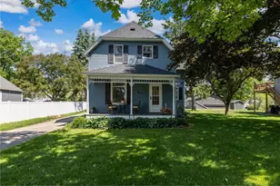 210 W Summit Ave, Ellsworth, WI 54011 - Photo 2