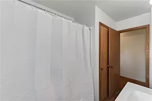3860 2 1/2 St, Columbia Heights, MN 55421 - Photo 10