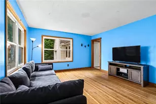 521 E 3rd St, New Richmond, WI 54017 - Photo 6