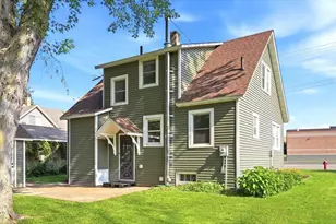 1360 Maple St, Baldwin, WI 54002 - Photo 16