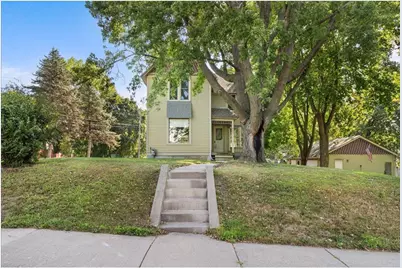 921 4th Street, Stillwater, MN 55082 - Photo 2
