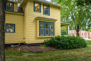 235 W 3rd St, New Richmond, WI 54017 - Photo 18