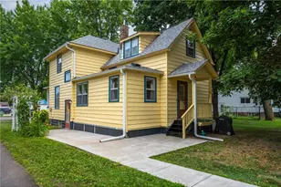 235 W 3rd St, New Richmond, WI 54017 - Photo 12