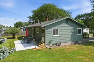 911 16th St, Menomonie, WI 54751 - Photo 42