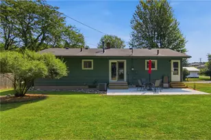 911 16th St, Menomonie, WI 54751 - Photo 32