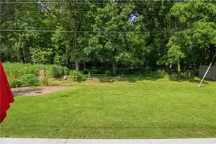 911 16th St, Menomonie, WI 54751 - Photo 36
