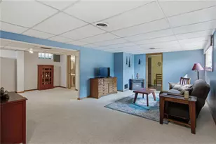 911 16th St, Menomonie, WI 54751 - Photo 24